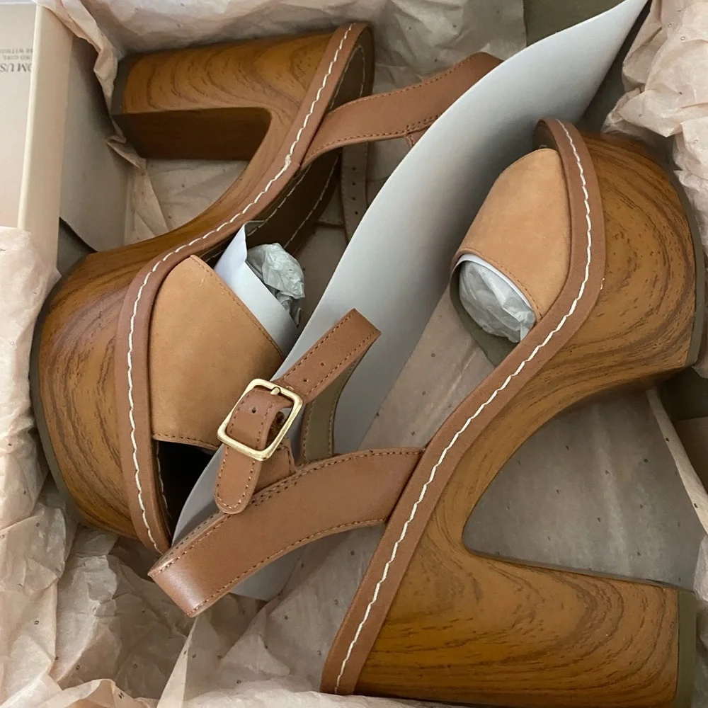 BCBGENERATION Sandal - Picture 4 of 13